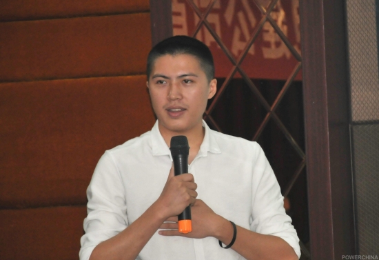 任思思.jpg